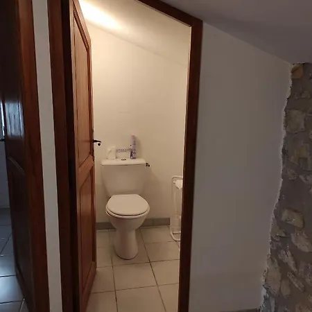 Logis Restaurant La Bastide Du Vebron מלון 2*