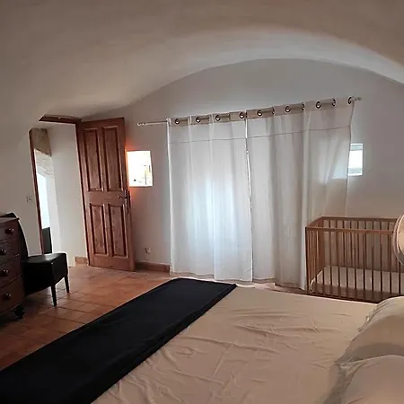 Hotel Logis Restaurant La Bastide Du Vébron 2*